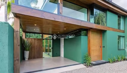 Casa com 3 quartos para alugar na Alberto Guilherme Neckel, 296, Rio Tavares, Florianópolis, 158 m2 por R$ 13.000