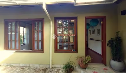 Ponto comercial para alugar na Quimboas, 130, Morro das Pedras, Florianópolis, 50 m2 por R$ 3.200