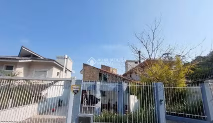 Casa com 5 quartos para alugar na Rua Doutor Celso Nicodemus Lopes, 315, João Paulo, Florianópolis, 200 m2 por R$ 10.000