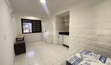 Apartamento com 1 quarto para alugar na Avenida Júlio D'acia Barreto, 428, Carvoeira, Florianópolis, 25 m2 por R$ 2.050