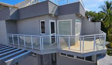 Casa de Luxo à Venda no Recreio dos Bandeirantes, Rio de Janeiro - 6 Quartos, 4 Suítes, 5 Salas, 8 Banheiros, 4 Vagas - 488m²