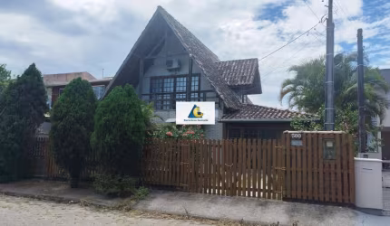 Casa Alvenaria em Praia do Meio, Palhoça/SC