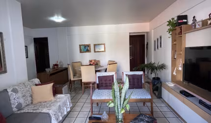 imóvel com 03 quartos + DCE em frente ao parque