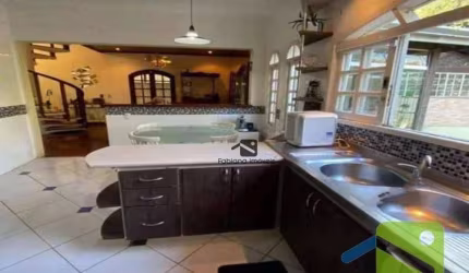 Casa com 2 dormitórios à venda, 250 m² por R$ 1.090.000,00 - Granja Caiapiá - Cotia/SP