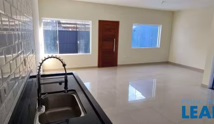 CASA TÉRREA - LOTEAMENTO VILLA BRANCA - SP