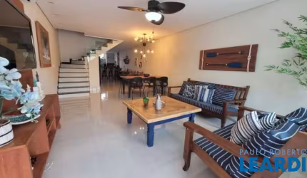CASA EM CONDOMÍNIO - PRAIA DE JUQUEÍ - SP