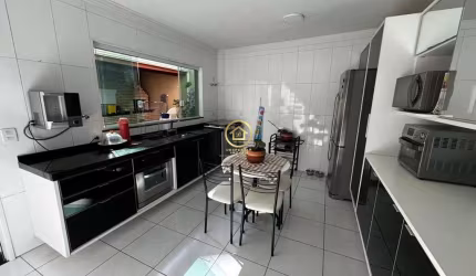 Casa com 3 quartos à venda na Rua João Moreira, 1, Parque São Domingos, São Paulo por R$ 1.149.000