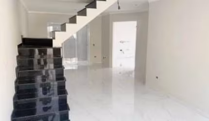 Casa com 3 quartos à venda na Rua José Ataliba Ortiz, 400, Vila Mangalot, São Paulo por R$ 900.000