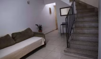 Casa com 3 quartos à venda na Rua Willis Roberto Banks, 1140, Parque Maria Domitila, São Paulo por R$ 570.000