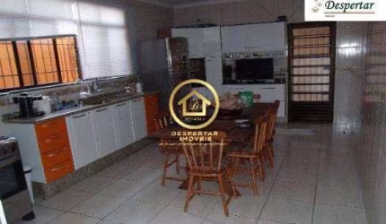 Casa com 3 quartos à venda na Rua Doutor Julião Vaquero Rodrigues, 136, Vila Pereira Cerca, São Paulo por R$ 650.000