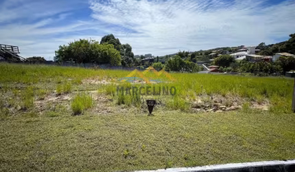 Terreno em Condomínio na Praia do Rosa
