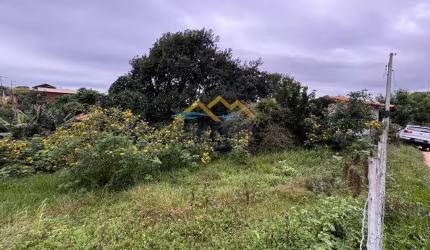 Terreno bem localizado na Praia do Rosa