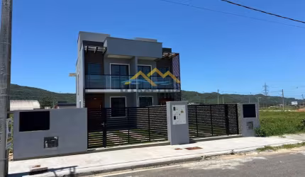 Casa à venda no bairro Nova Brasília - Imbituba/SC