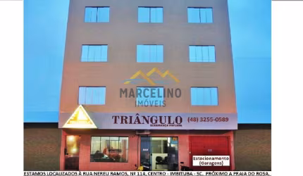 Apartamento Padrão no centro de Imbituba.