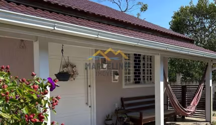 Casa à venda no bairro Ibiraquera - Imbituba/SC