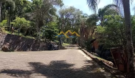 Terreno em Condomínio de alto padrão no caminho do rei.