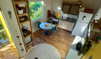 Casa com ótima localização
