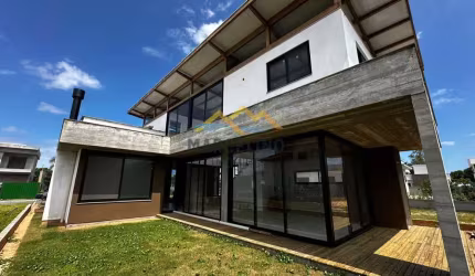 Casa à venda no bairro Campo D'una - Garopaba/SC