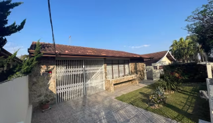 CASA TERREA com edicula NO JARDIM VERGINA III