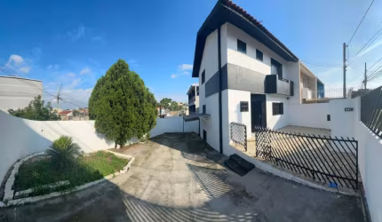 SOBRADO DE ESQUINA RESIDENCIAL/COMERCIAL