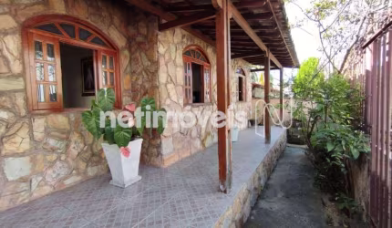 Venda Casa comercial Letícia Belo Horizonte