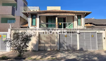 Venda Casa geminada Santa Amélia Belo Horizonte