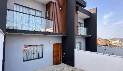 Casa vende, Bairro Floresta, Joinville, Buch Imóveis