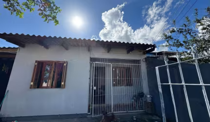 Casa 2 dormitórios à venda Restinga Porto Alegre/RS