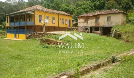 FAZENDA HISTÓRICA EM RIO ESPERA/MG – CHARME, NATUREZA E AUTOSSUFICIÊNCIA!