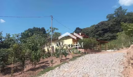 Chácara à Venda com 4 Mil Metros em Passa Tempo: Refúgio de Natureza e Tranquilidade