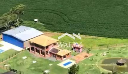 Fazenda de Luxo à Venda na Região de Passos, MG – 237 Hectares com Pista de Pouso e Potencial para 700 Mil Pés de Café!