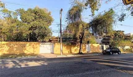 VENDE-SE TERRENO 2.070 m² na VILA ROSÁLIA - LAGO DOS PATOS
