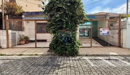 Casa a venda - 3 dormitorios 2 suítes + 6 salas
