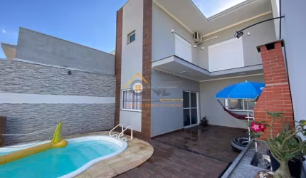 Casa com 2 quartos à venda no Parque Residencial Sabiás, Indaiatuba  por R$ 700.000