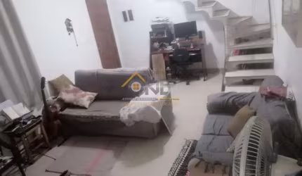 Casa com 1 quarto à venda no Jardim Monte Carmelo, Guarulhos  por R$ 430.000