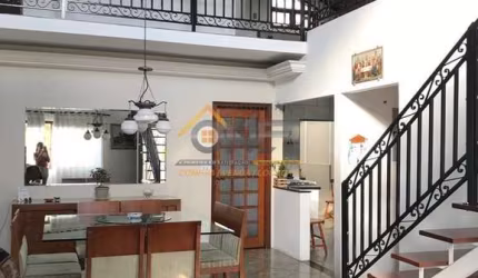 Casa com 4 quartos à venda no Jardim das Belezas, Carapicuíba  por R$ 1.380.000