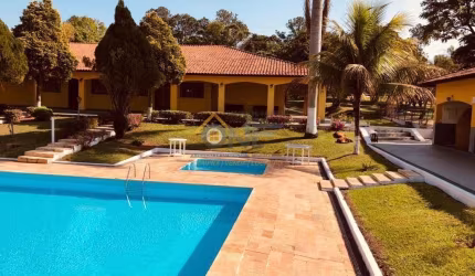 Chácara / sítio com 6 quartos à venda na Vila Zalla, Laranjal Paulista  por R$ 1.500.000