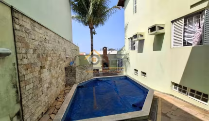 Casa com 6 quartos à venda no Jardim Jequitibá, Indaiatuba  por R$ 930.000