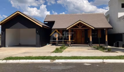 LINDA CASA DE ALTO PADRÃO PARA VENDA, LOCALIZADA NO CONDOMÍNIO RESIDENCIAL BELVILLE, VILA HOMERO - INDAIATUBA/SP