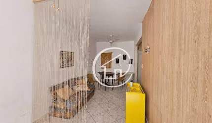 Kitnet com 1 dormitório à venda, 29 m² por R$ 185.000,00 - Vila Guilhermina - Praia Grande/SP