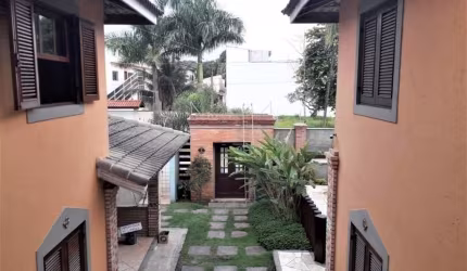 Apto.duplex - 3 dormitórios - 200 m da praia - Boracéia