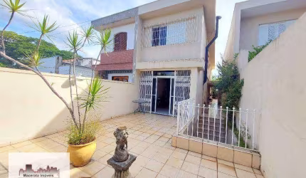 Sobrado no Jd. Prudência, 4 dormitórios, suíte, 2 vagas