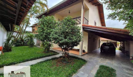 Sobrado alto padrão com guarita  de entrada