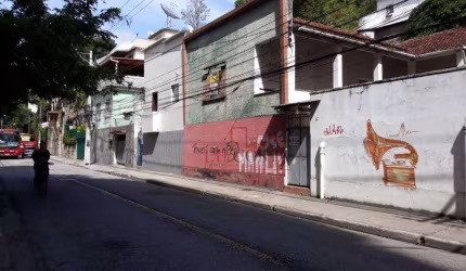 EXCELENTE OPORTUNIDADE PARA INVESTIMENTO!!!Casa com 2 dormitórios à venda, 130 m² por R$ 650.000 - São Domingos - Niterói/RJ