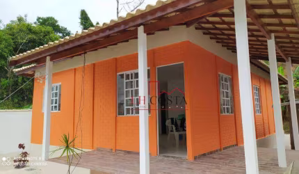 Casa com 3 dormitórios sendo 1 suíte  à venda, 150 m² por R$ 600.000 - Flamengo - Maricá/RJ