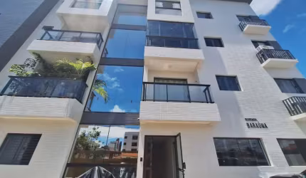 Belíssima Cobertura para venda  com 2 quartos em Bessa - João Pessoa - PB