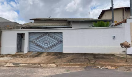 Casa com 3 dormitórios à venda, 160 m² por R$ 280.000,00 - Estancia Itaguai - Caldas Novas/GO