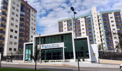 Apartamento com 2 dormitórios à venda, 78 m² por R$ 220.000,00 - Bandeirantes - Caldas Novas/GO