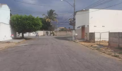 Casa 3 dormitórios à venda, 120 m² por R$ 370.000 - Estância Itaici - Caldas Novas/GO