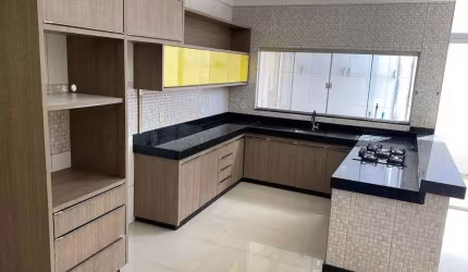 Casa 3 quartos à venda, 160 m² por R$ 480.000 - Bairro Caldas Do Oeste - Caldas Novas/GO